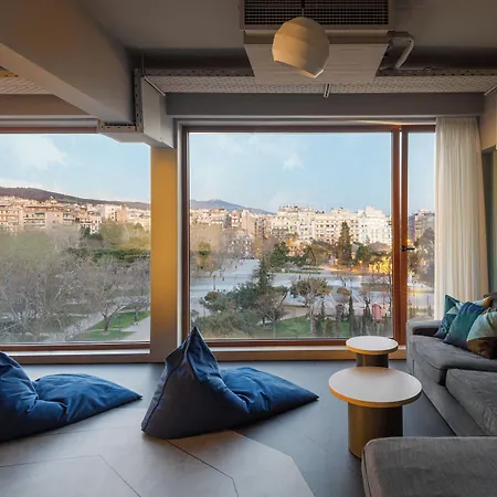 Zeus Is Loose Hostel Saloniki