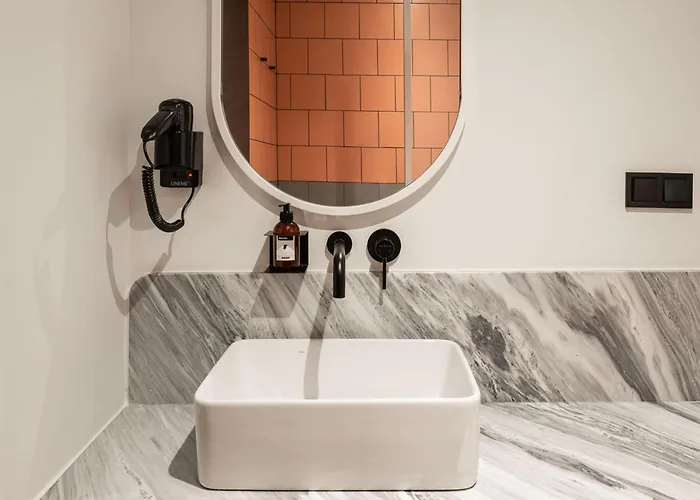 Zeus Is Loose Hostel Thessaloniki