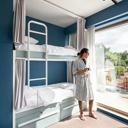 Zeus Is Loose Hostel Soluň