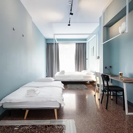 Zeus Is Loose Hostel Thessaloniki