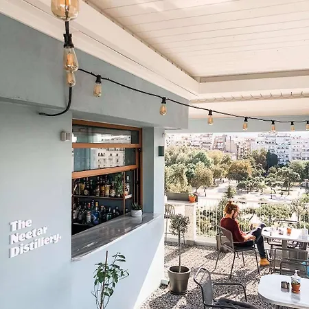 Zeus Is Loose Hostel