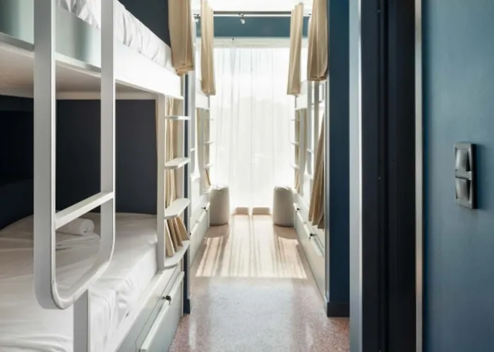 Zeus Is Loose * Tessalónica