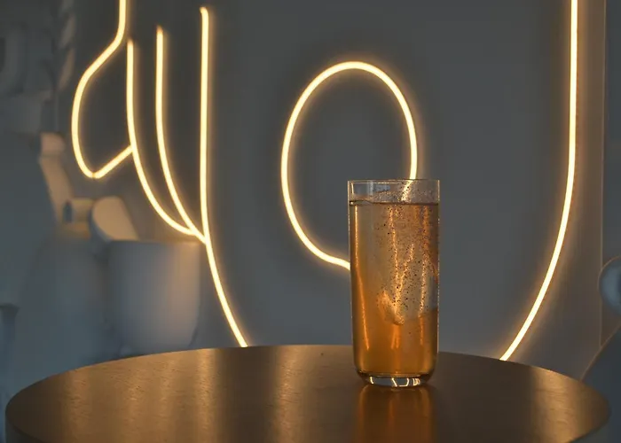 Zeus Is Loose Tesalónica